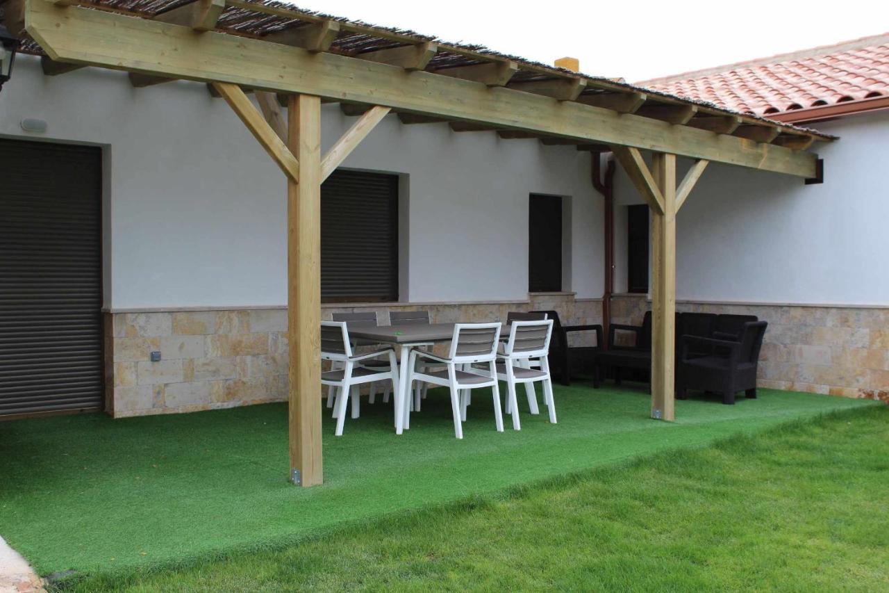 Casas Rurales Laguna La Tinaja Ossa de Montiel Exterior photo